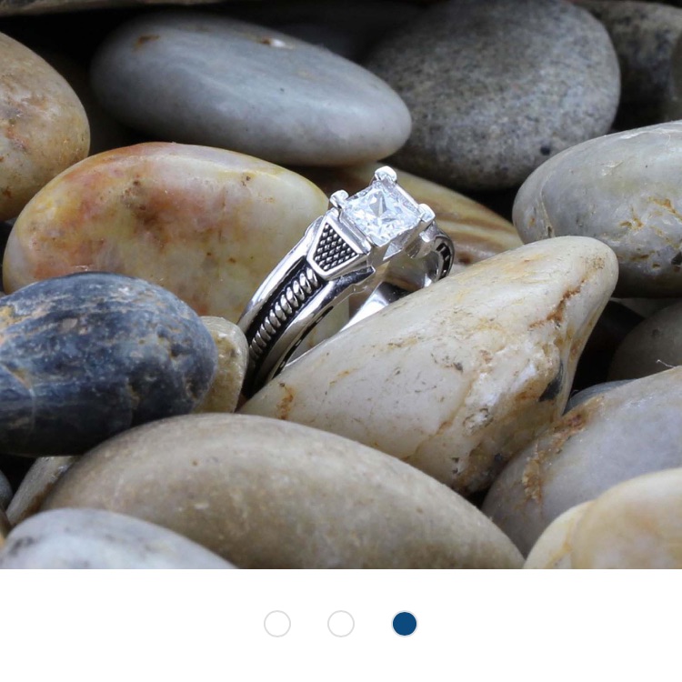 Size 6 Montana Silversmith Ring 55$
